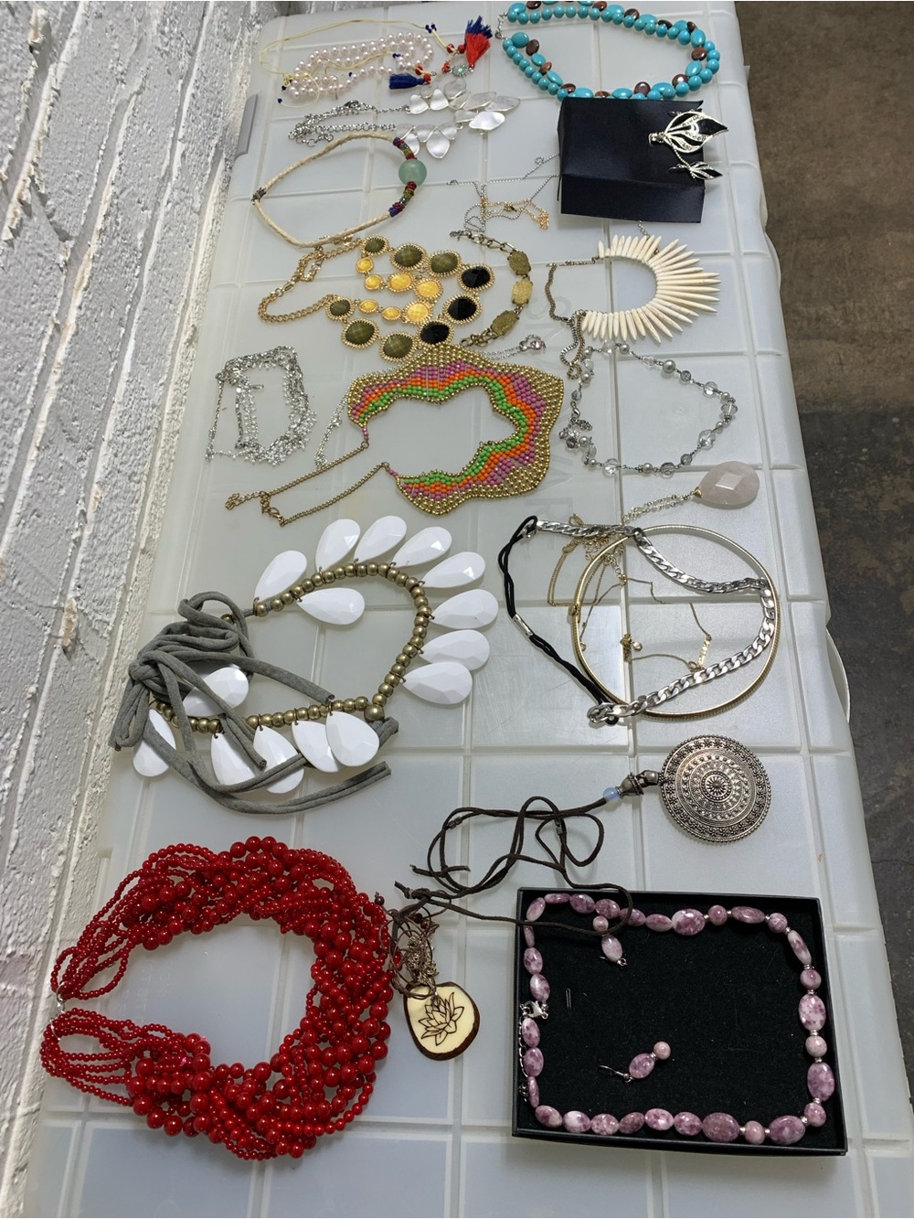 Lot of Costume Jewelry Necklaces